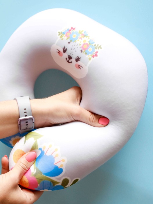 Игрушка- Подушка для шеи Hugme toys «Зайка» 