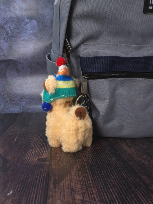 Брелок «Lama hat», beige 