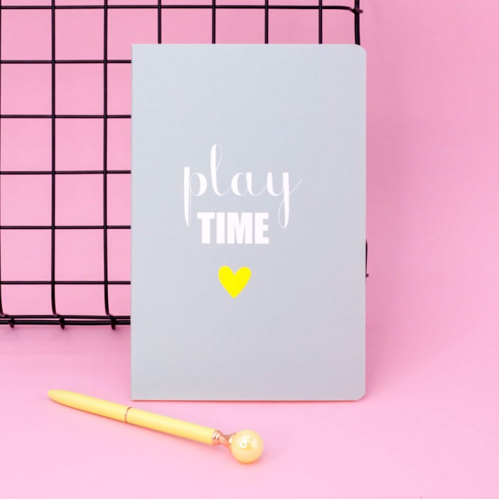 Тетрадь(A5) "Hearts play", blue 