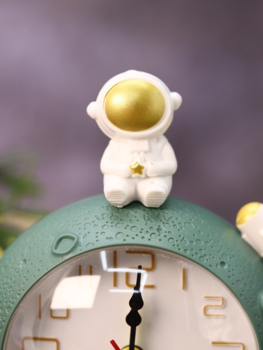 Часы-будильник "Lunar awakening", green 