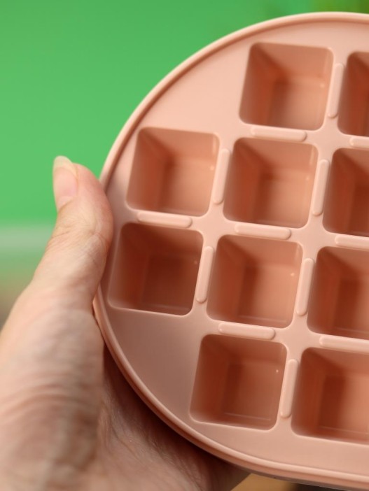 Форма для льда с контейнером &quot;Square circle&quot; (18,6*13,5*8 см) 