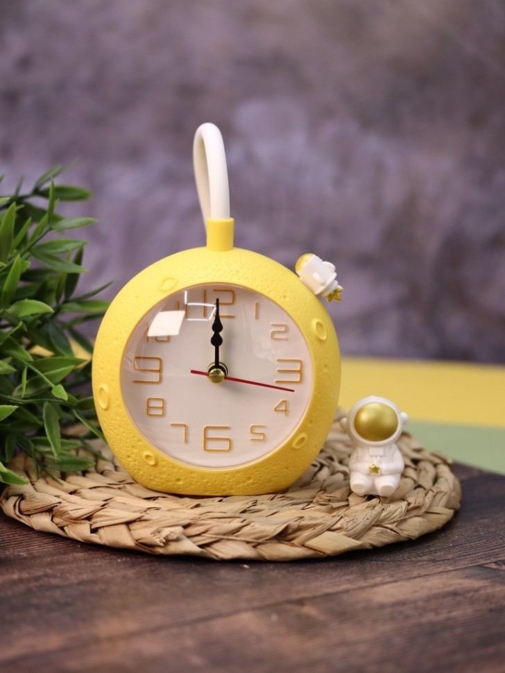 Часы-будильник "Moonlight Alarm Clock"