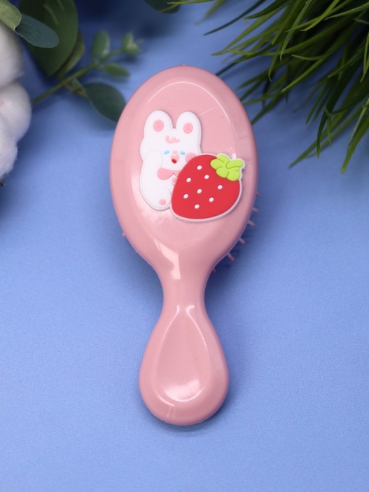 Расческа "Заяц с клубничкой", розовая 