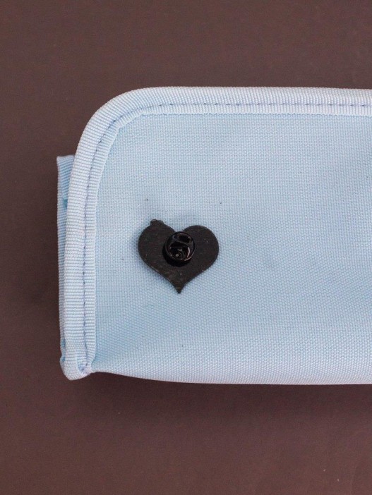 Значок металлический iLikeGift "Cat's paw in the heart" 