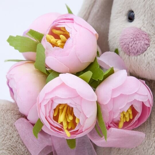 Мягкая игрушка "Зайка Ми с букетом роз (В1)" (23 см) 