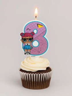 Парафиновая свеча в торт "LOL. Цифра 8 , с героем"