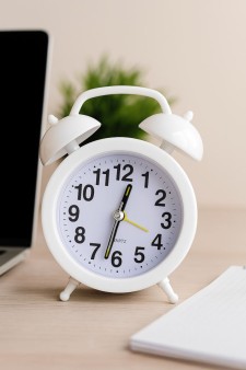 Часы-будильник "Black numbers", white