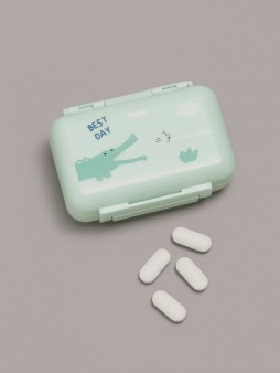 Таблетница "Animals" green