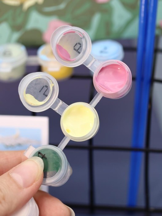 Картина по номерам на подрамнике Draw Me! «Yellow-pink flowers», (20*20 см) 