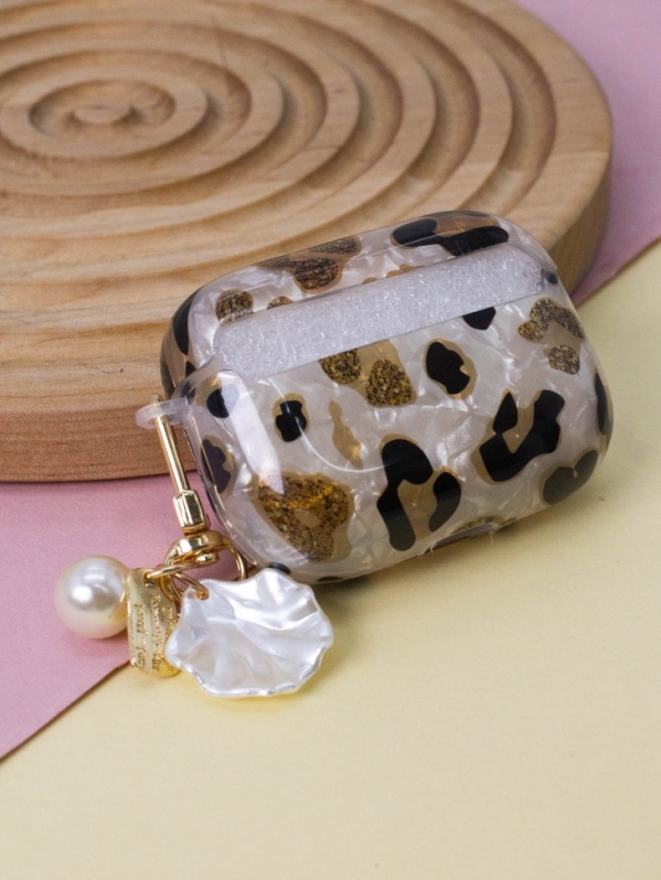 Чехол для AirPods Pro "Leo print"