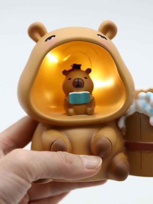 Ночник - подставка для канцелярских принадлежностей &quot;Capybara student&quot; (13.8 см) 