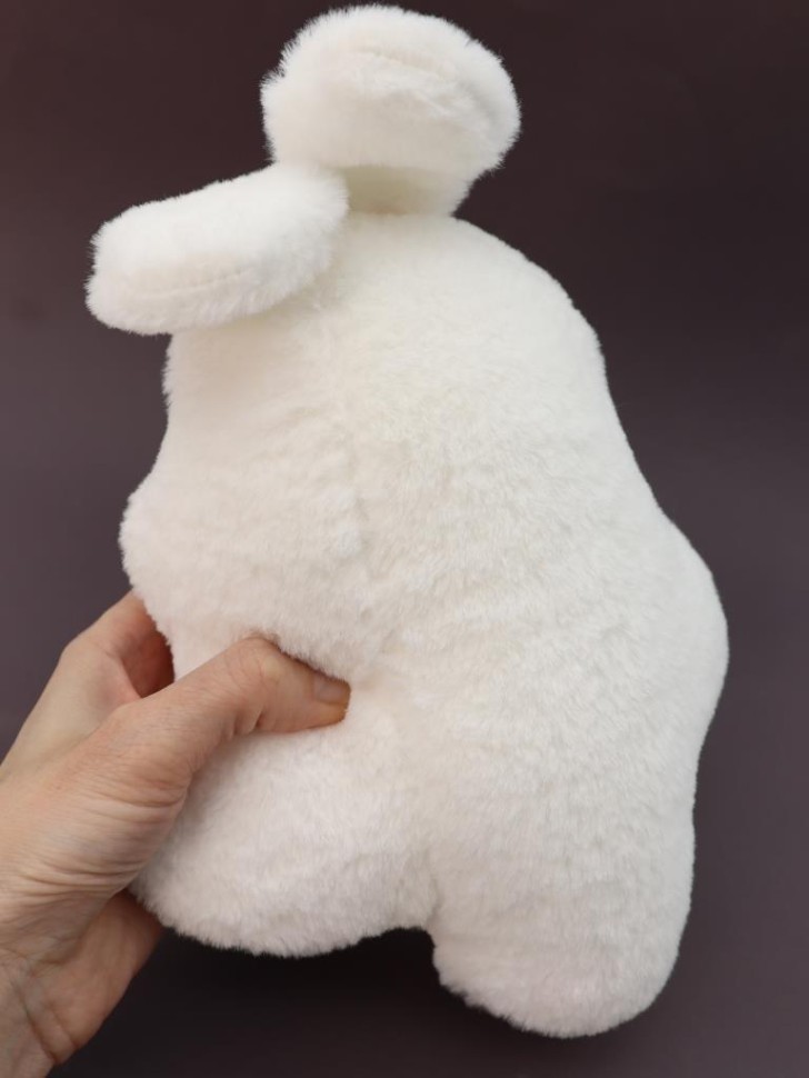Мягкая игрушка (3+) "Кривой кролик с морковкой", 20 см