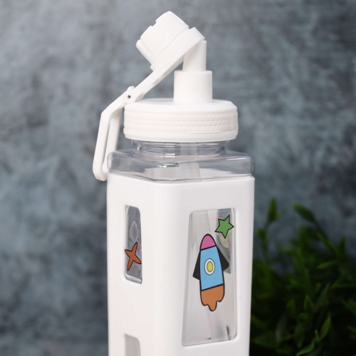 Бутылка «Bright square», white (700 ml) 