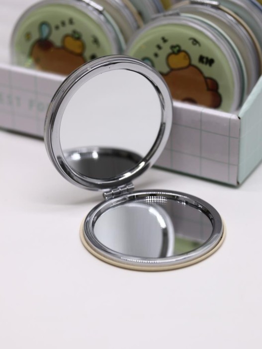 Зеркало шейкер раскладное &quot;Capybara&quot;, бежевое, 7*7см 