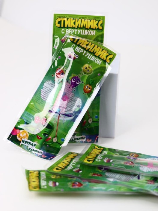 Мягкая карамель «Стикимикс» с игрушкой, 30 шт. 