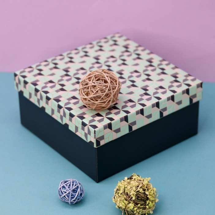 Подарочная коробка «Patterns 2», 17*17*8 