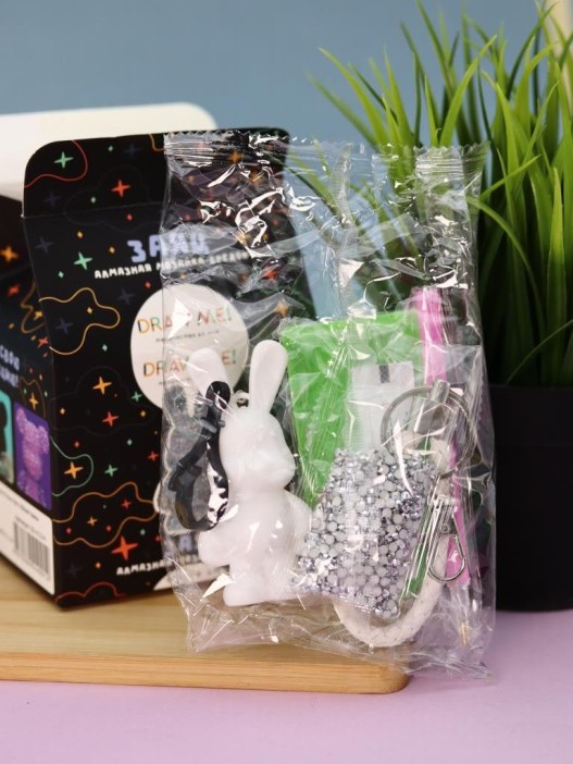 Алмазная мозаика на брелоке Draw Me! «Silver hare», (4*3.5*8 см) 