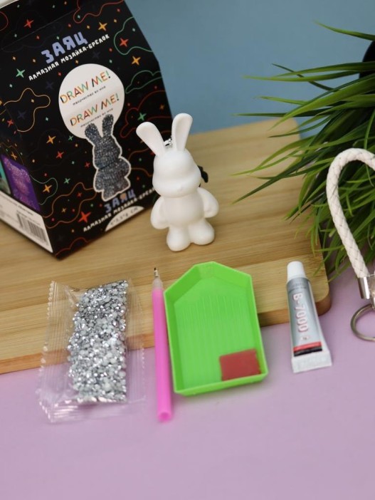 Алмазная мозаика на брелоке Draw Me! «Silver hare», (4*3.5*8 см) 