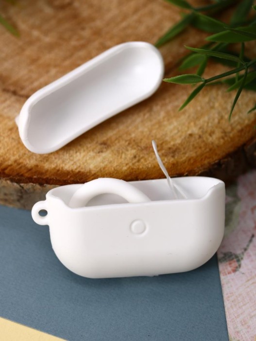 Чехол для AirPods Pro "Cat whiskers", white 