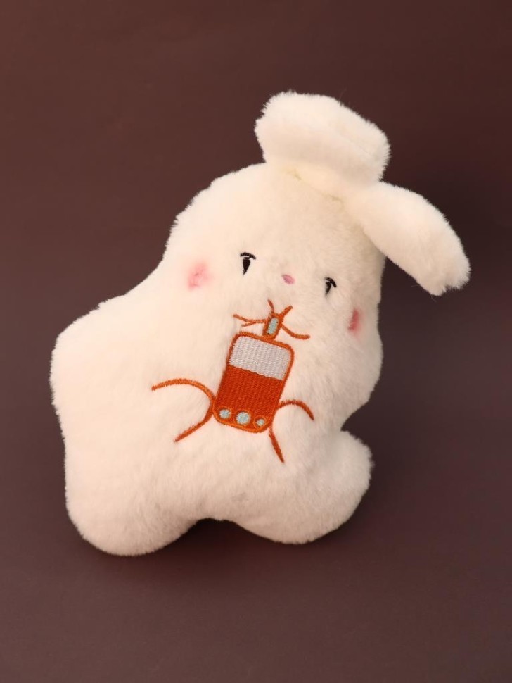 Мягкая игрушка (3+) "Кривой кролик с соком", 20 см