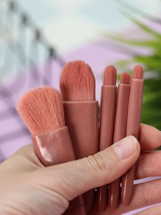 Набор кистей для макияжа + зеркало &quot;Beauty On-the-Go&quot;, 5 кистей 