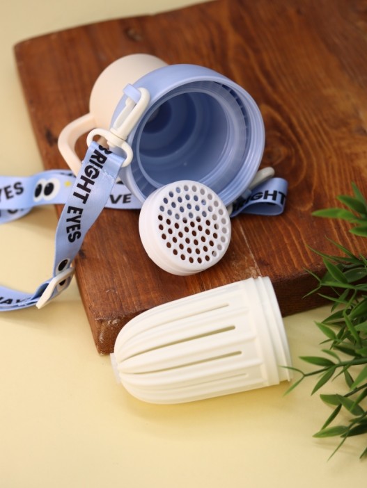 Бутылка «Two big bright eyes», light blue (500 мл) 