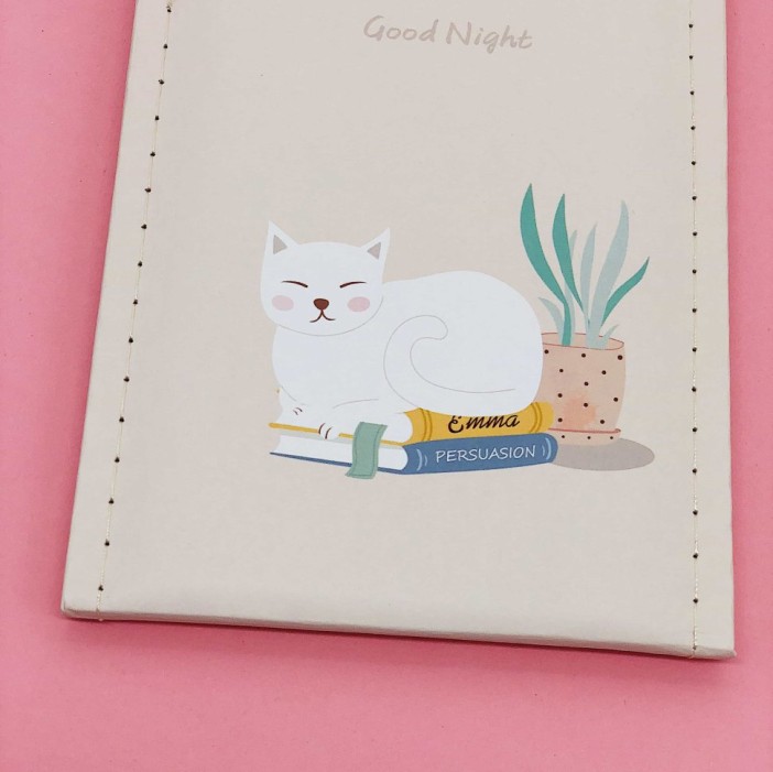 149AE Зеркало  "The cat sleeping on the books"(21.5*14.5см) 