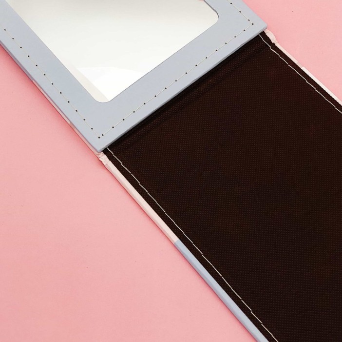 149AE Зеркало  "The cat sleeping on the books"(21.5*14.5см) 