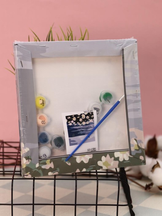 Картина по номерам на подрамнике Draw Me! «White daisies», (20*20 см) 