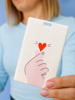 Держатель для карт "По щелчку" (6,5 х 10,4 см)