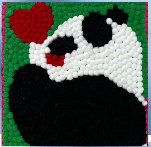 Картина из помпонов на подрамнике Draw Me! «Panda in love», (20 х 20 см) 