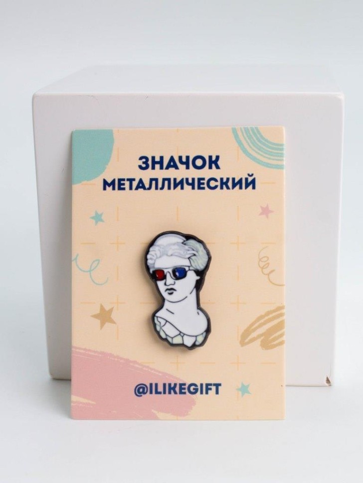 Значок металлический iLikeGift "Статуя в 3Д очках"