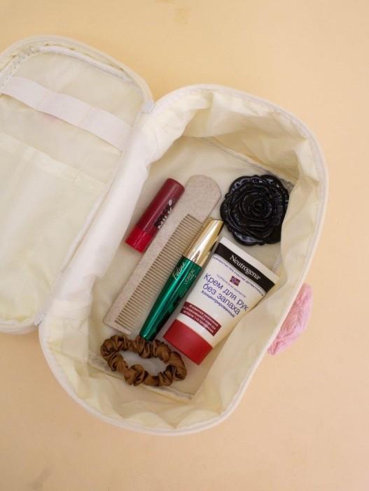 Дорожная косметичка &quot;Flower&quot; white, 23*15,5*16 см 