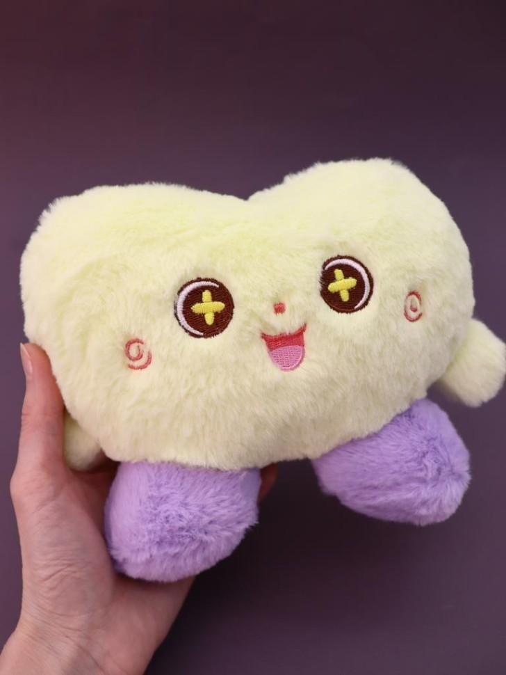 Мягкая игрушка (3+) "Милая", желтая, 15 см