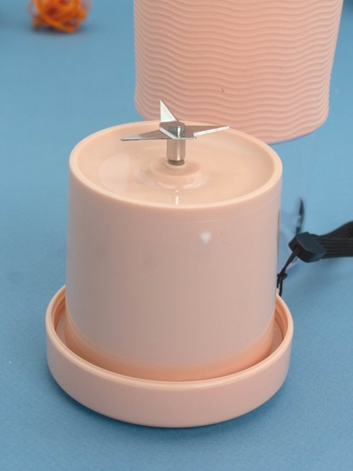 Блендер портативный "Соковыжималка", персиковый, USB, (18*8 см)