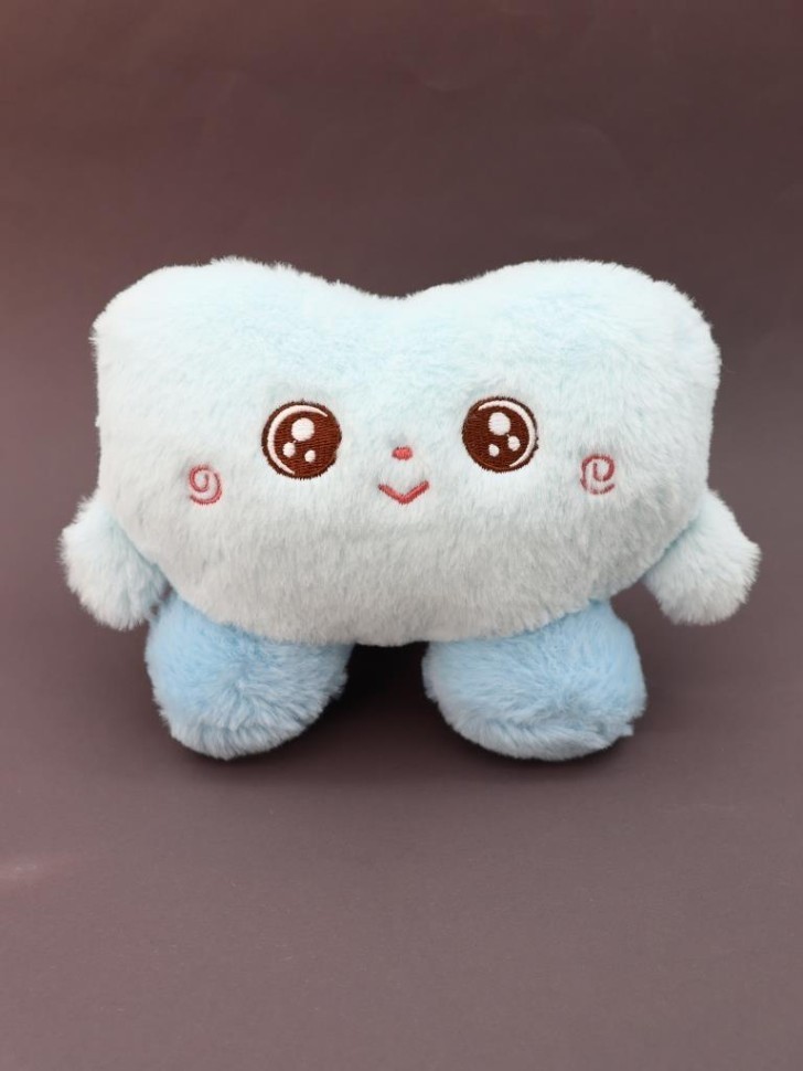 Мягкая игрушка (3+) "Милая", синяя, 15 см