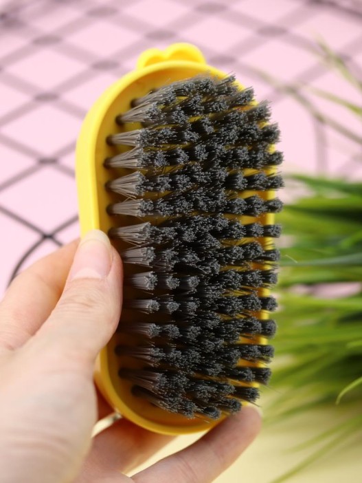 Щётка для обуви «Chick», yellow (12 см) 