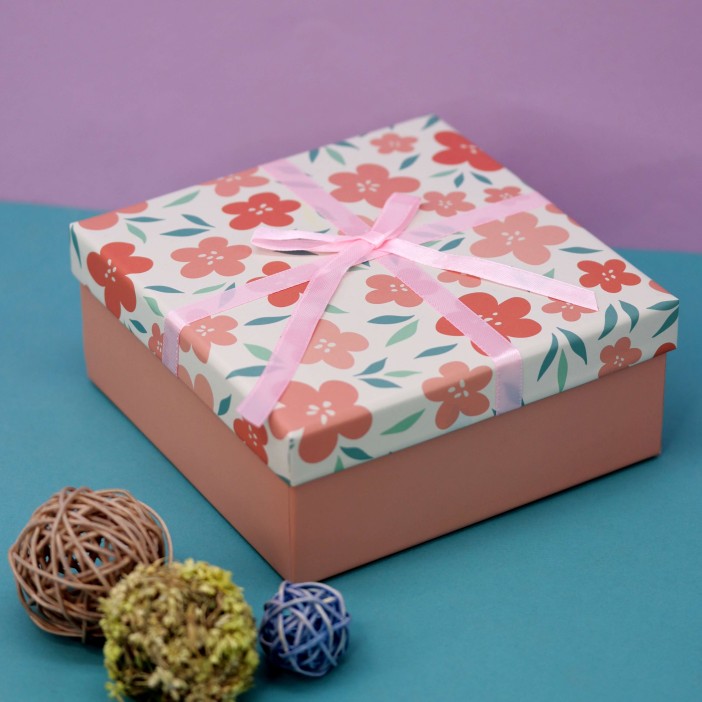 Подарочная коробка «Bloom flowers», 15*15*6.5 