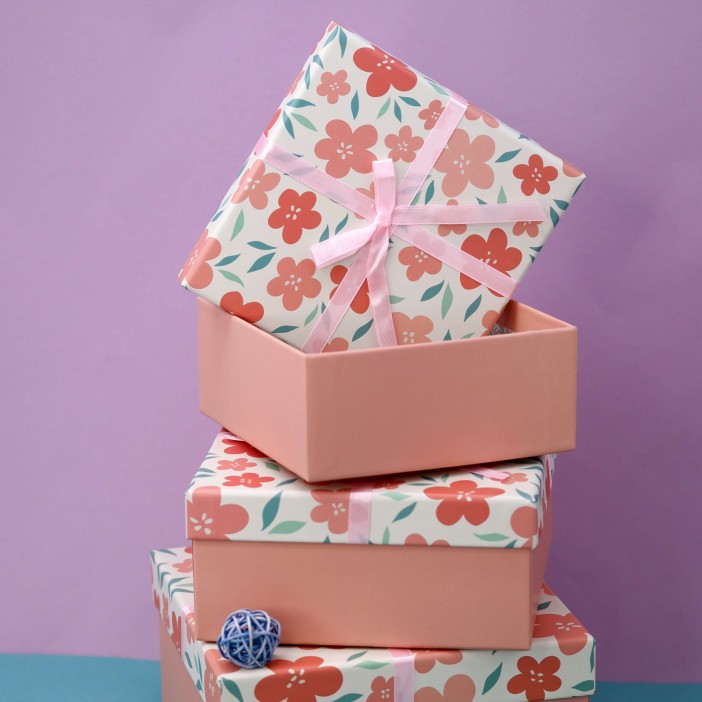 Подарочная коробка «Bloom flowers», 15*15*6.5 