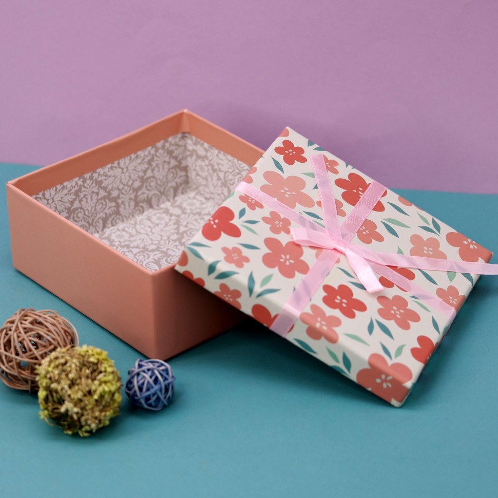 Подарочная коробка «Bloom flowers», 15*15*6.5