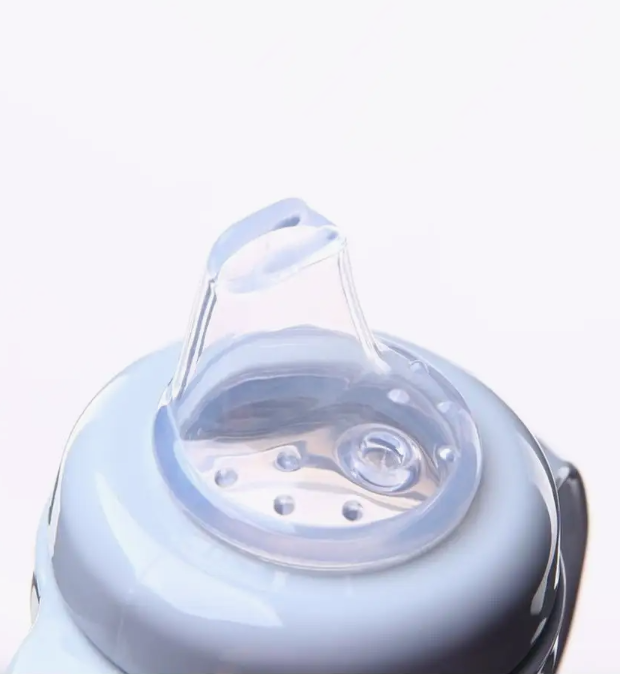 Бутылочка поильник с силиконовым носиком и ручками, blue (270 ml) 