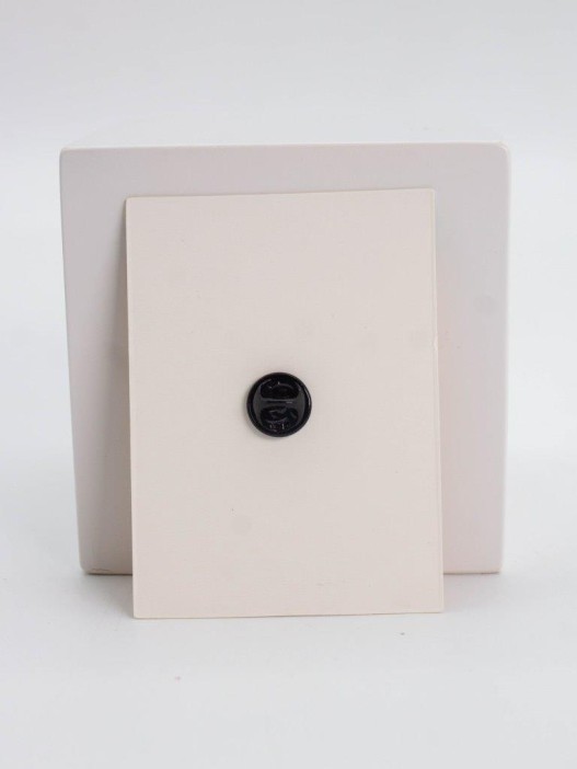 Значок &quot;My alone time is your safety&quot; 