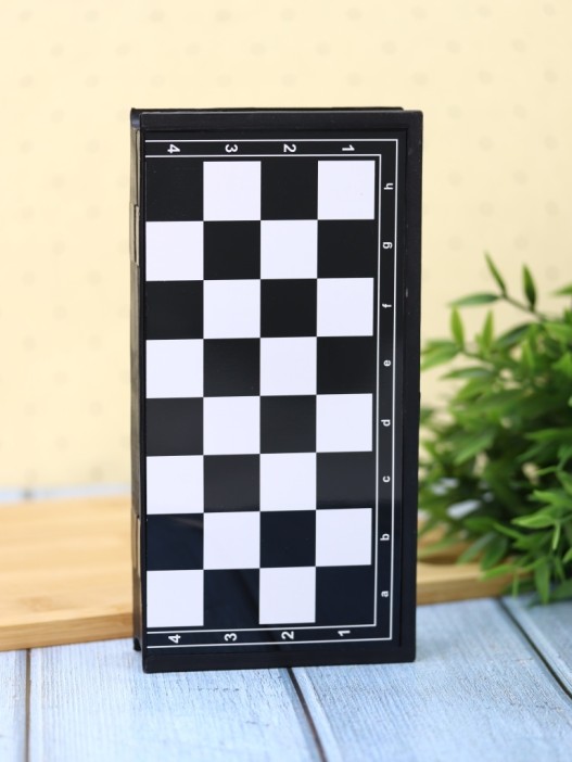 Игра настольная "Шахматы магнитные", 30*30 см 