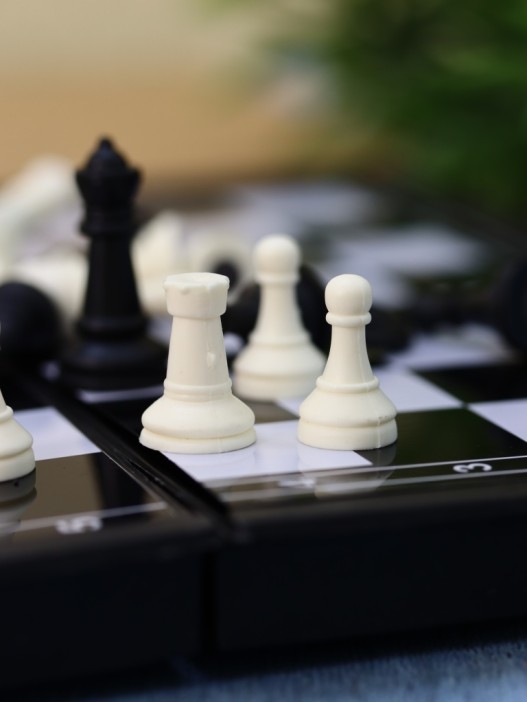 Игра настольная "Шахматы магнитные", 30*30 см 