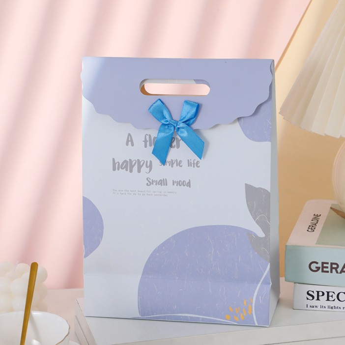 Пакет подарочный (M) &quot;Pastel flower&quot;, blue (27*19.5*8.6) 