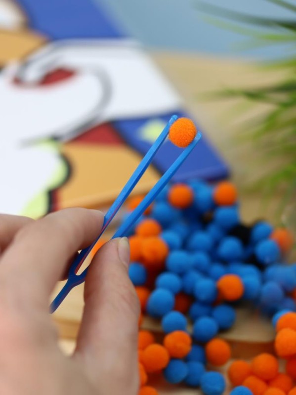 Картина из помпонов на подрамнике Draw Me! "Веселая лиса", (20 х 20 см)