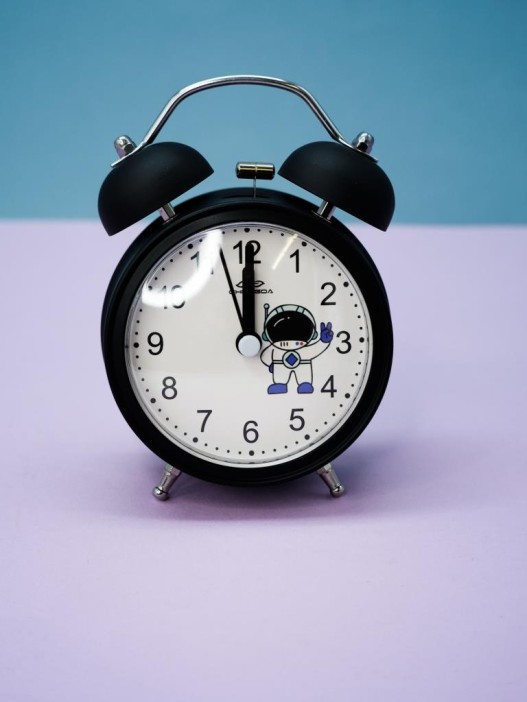 Часы-будильник «КОСМОНАВТ», black 