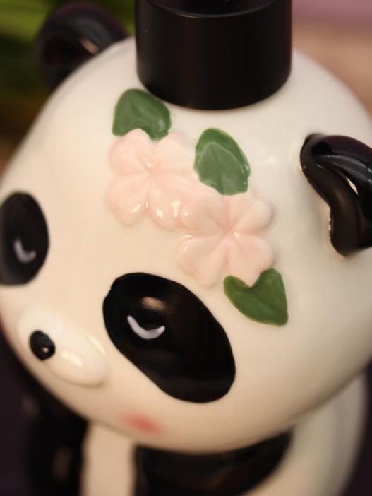 Дозатор для жидкого мыла «Panda with flowers» 