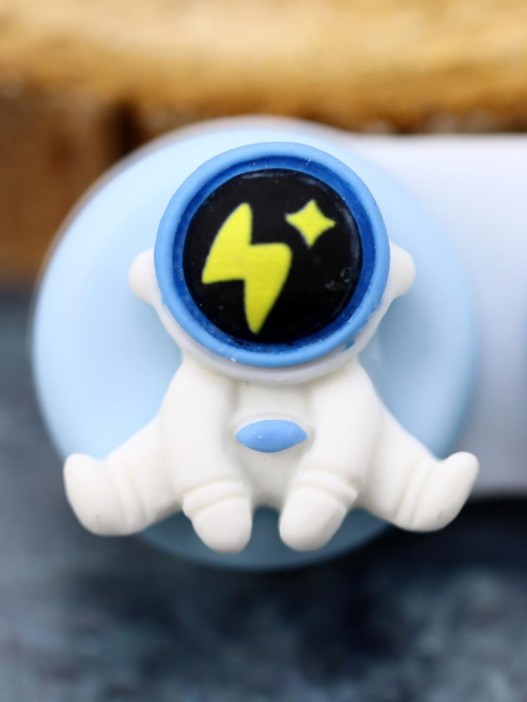 Контейнер для линз «Space astronaut lightning» 