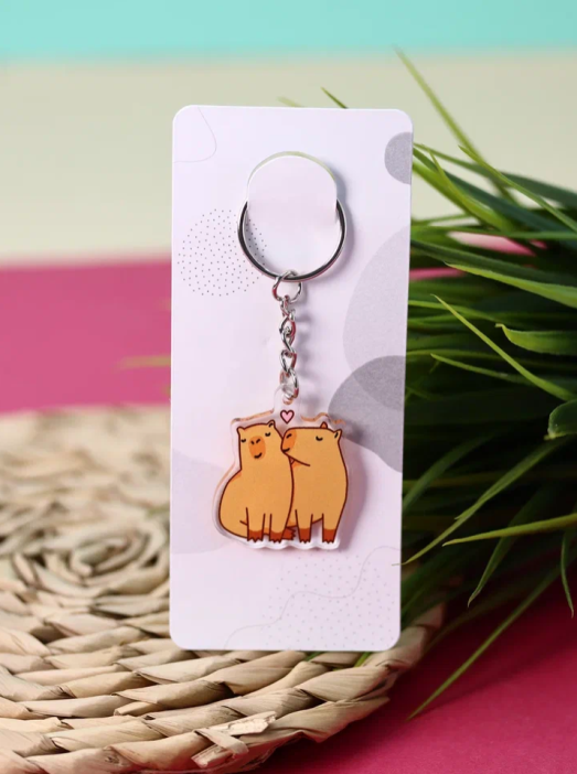 Брелок «Capybara love» 